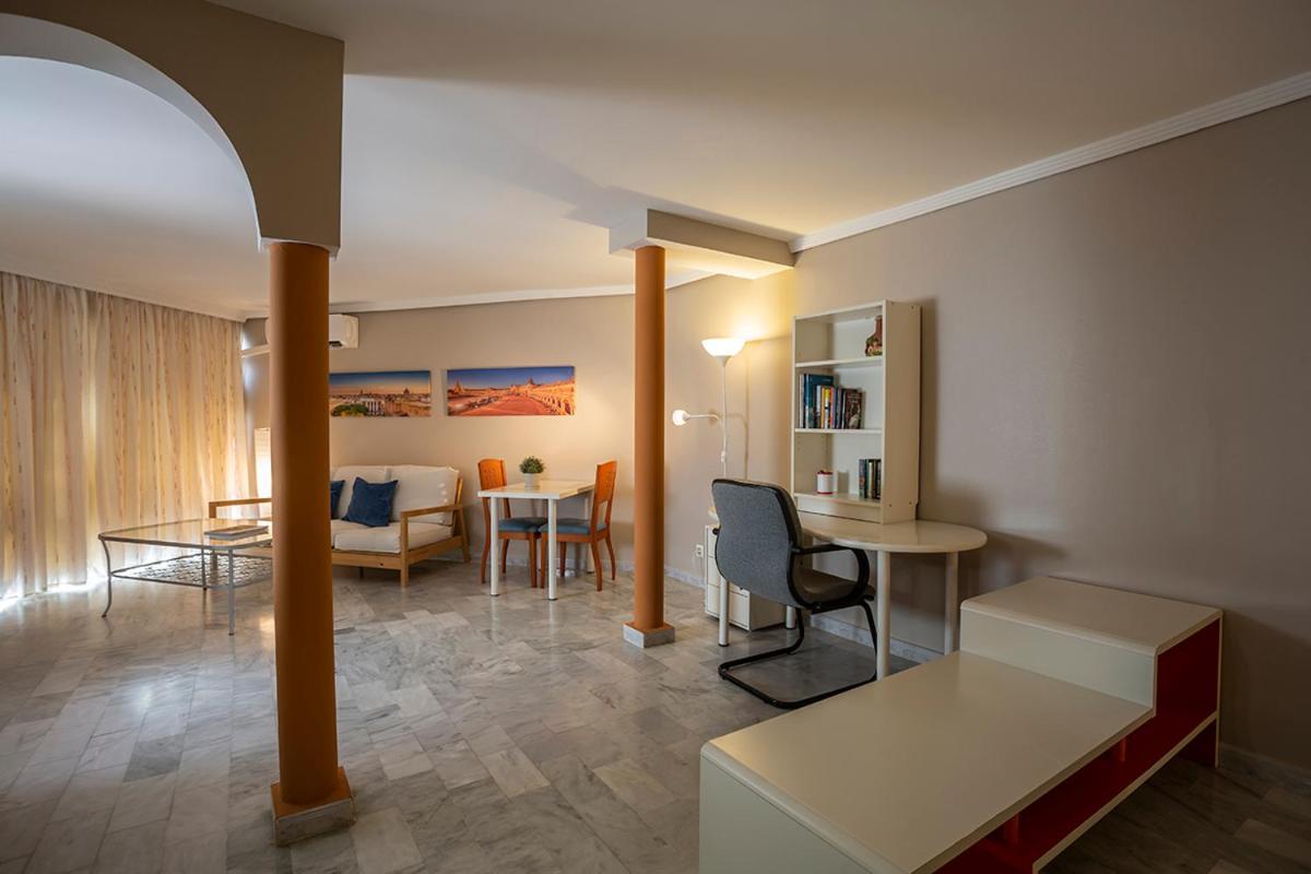 Francos 3 Sevilla Urban Apartment Ngoại thất bức ảnh